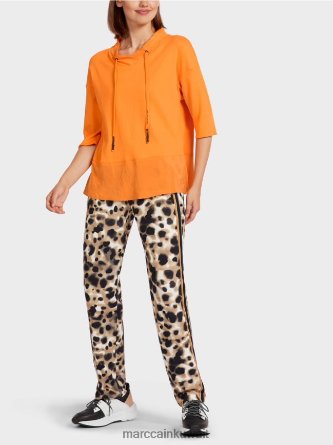 Marc Cain بلوزة على شكل بلوزة بمزيج من الأنسجة LVN0D6983 ملابس برتقالي مشرق