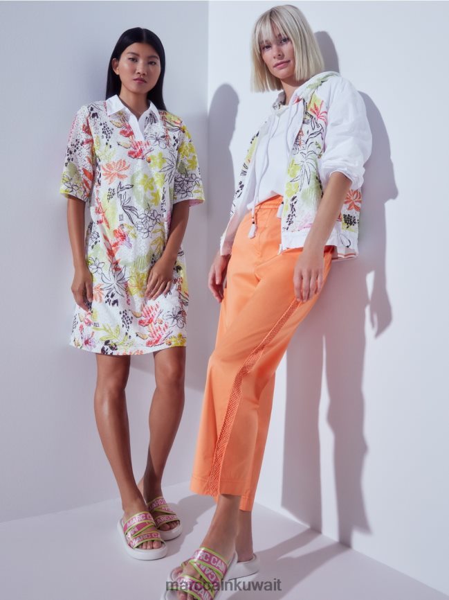 Marc Cain الصنادل المعاصرة مع حروف MC LVN0D61603 أحذية أبيض