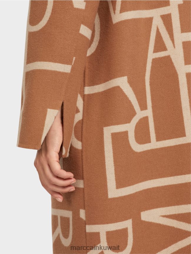 Marc Cain معطف مع حروف MC منمنمة LVN0D6291 ملابس جمل