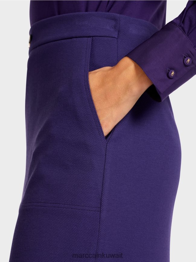 Marc Cain تنورة بقصة ضيقة مع سلسلة MC مزخرفة LVN0D6514 ملابس ملكي الأرجواني