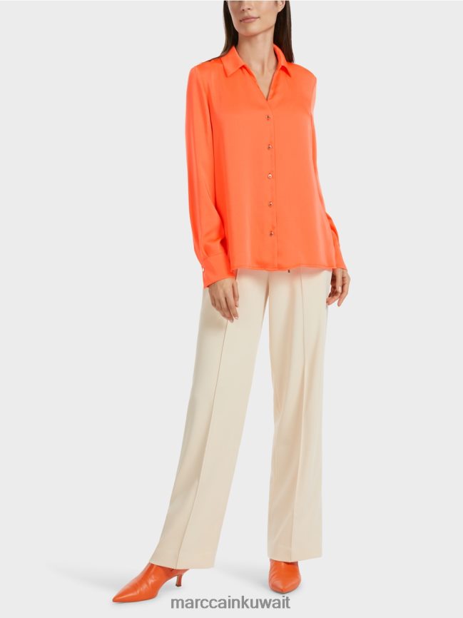 Marc Cain بلوزة قميص كلاسيكية بياقة على شكل حرف V LVN0D6861 ملابس المرجان المشرق