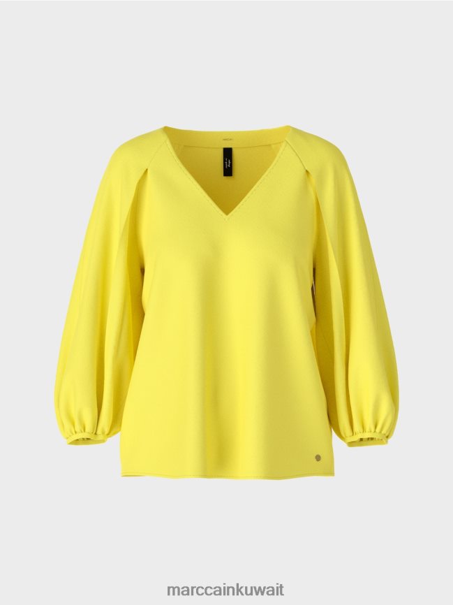 Marc Cain بلوزة بياقة على شكل حرف V 