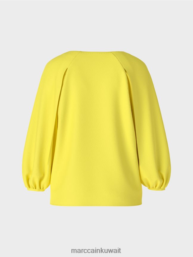 Marc Cain بلوزة بياقة على شكل حرف V 