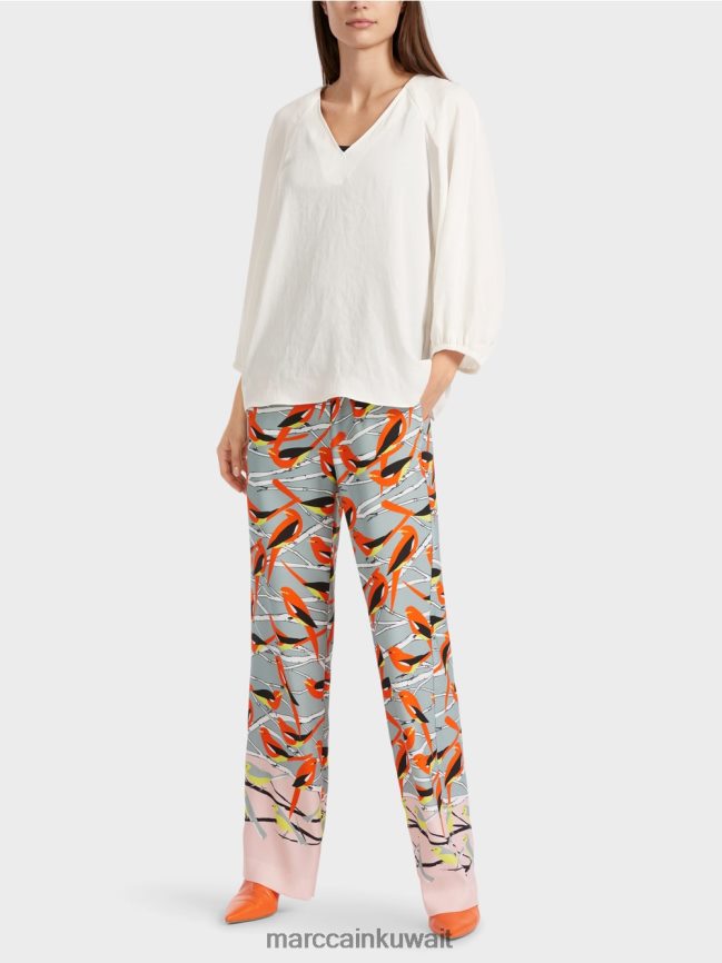 Marc Cain بلوزة بياقة على شكل حرف V "إعادة التفكير معًا LVN0D6891 ملابس أبيض مصفر