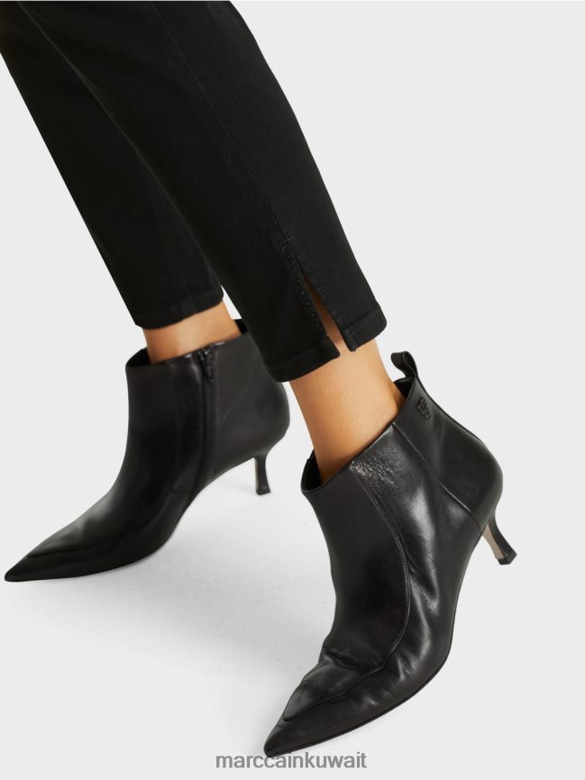 Marc Cain الجينز 