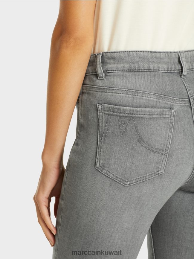 Marc Cain الجينز 