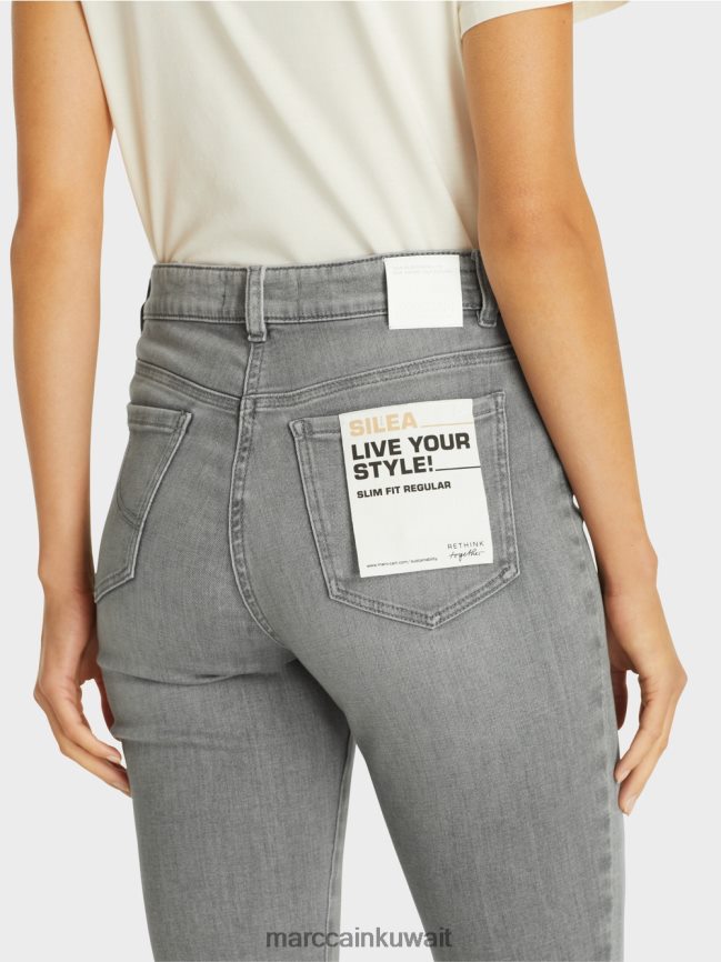 Marc Cain الجينز 